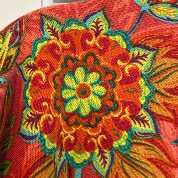 LuLaRoe Randy Baseball Raglan Sleeve Top Paisley Floral Plus Size 2X - Picture 7 of 10